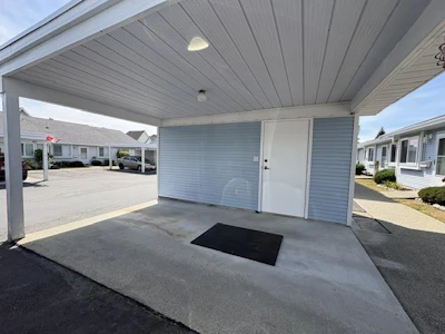 22-23580 Dewdney Trunk Road - 3