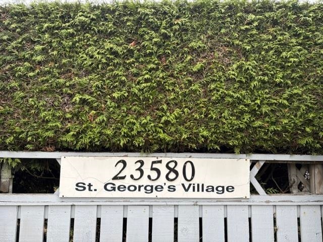 22-23580 Dewdney Trunk Road - 2