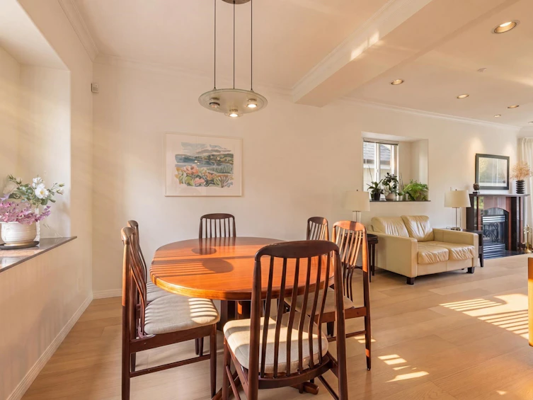 888 E 30th Avenue, Vancouver, BC, V5V 2W1 - 5