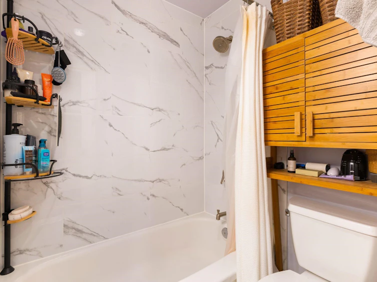 888 E 30th Avenue, Vancouver, BC, V5V 2W1 - 30
