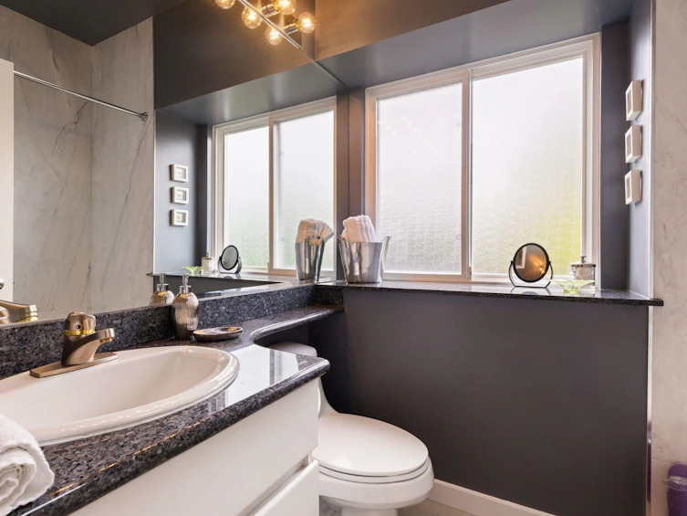888 E 30th Avenue, Vancouver, BC, V5V 2W1 - 24
