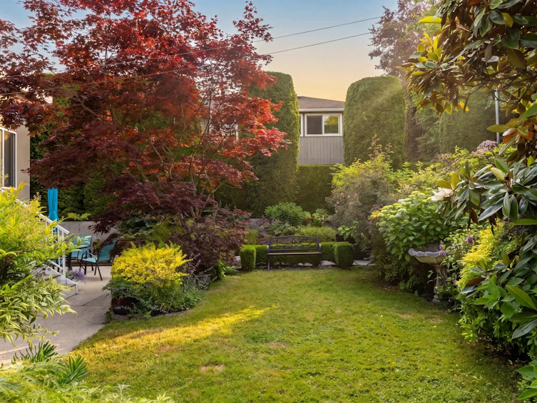 888 E 30th Avenue, Vancouver, BC, V5V 2W1 - 34