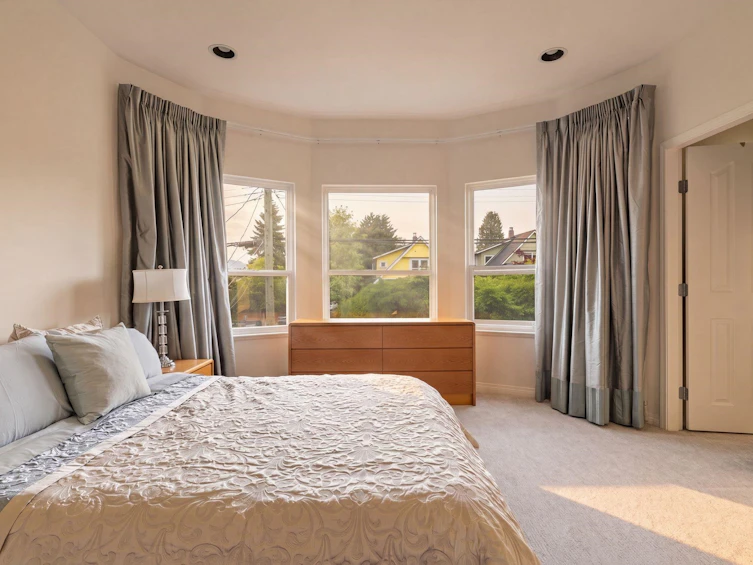888 E 30th Avenue, Vancouver, BC, V5V 2W1 - 18