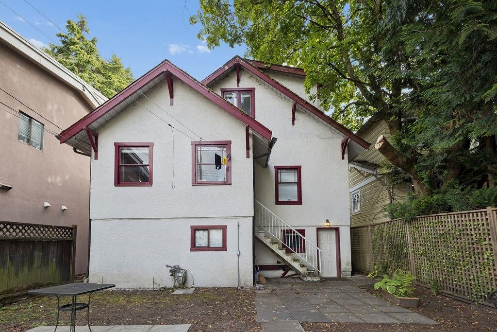 Ground level-3229 W 11th Avenue, Vancouver, BC, V6K 2M9 - 20
