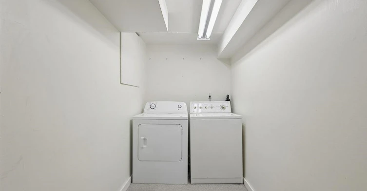 Ground level-3229 W 11th Avenue, Vancouver, BC, V6K 2M9 - 16