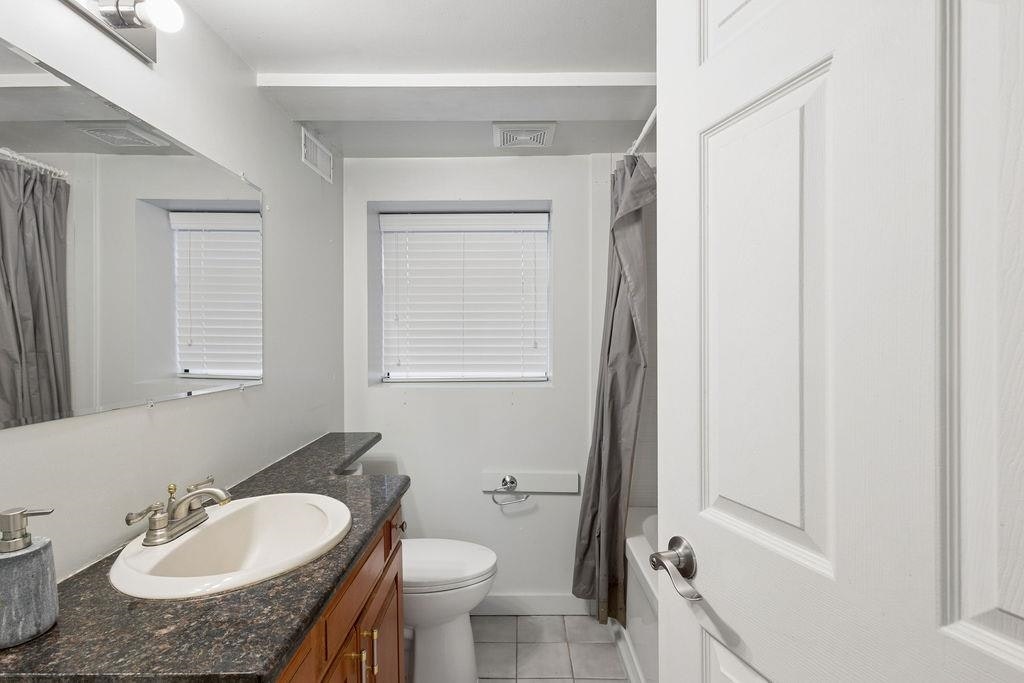 Ground level-3229 W 11th Avenue, Vancouver, BC, V6K 2M9 - 15