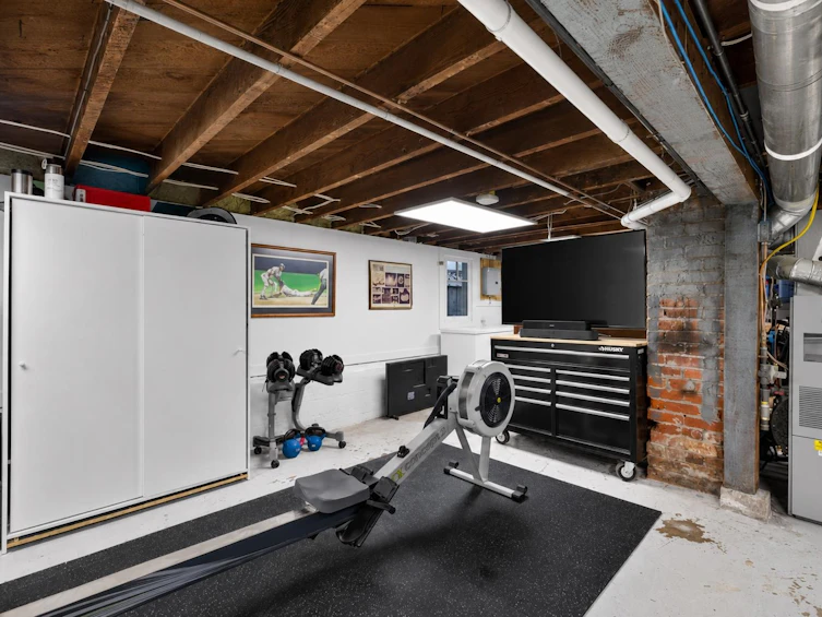 565 E 45th Avenue, Vancouver, BC, V5W 1X6 - 24