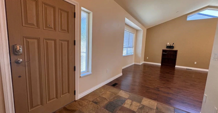Upper-21292 123 Ave, Maple Ridge, BC, V2X 5K9 - 4
