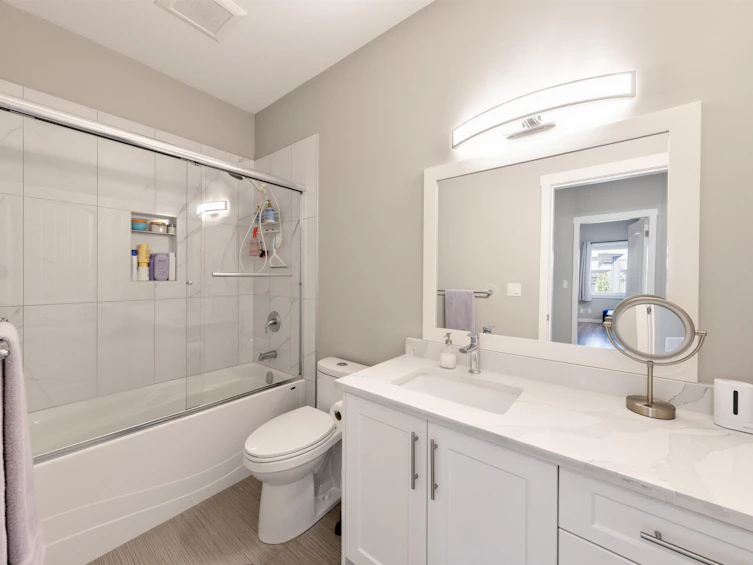 14917 24a Avenue, Surrey, BC, V4P 1N9 - 24