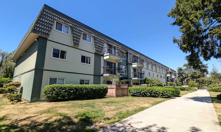 267-8140 Williams Road