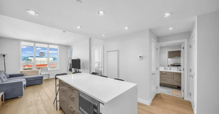 5410 Shortcut Road, Vancouver, BC, V6T 0C8 - 5