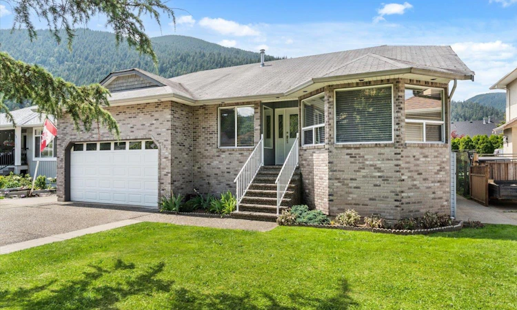 322 Miami River Drive