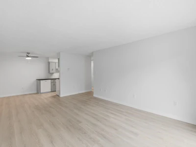 313-5450 Empire Drive - 4