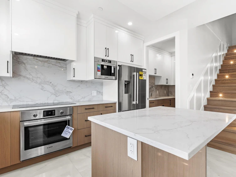 134 E 63rd Avenue, Vancouver, BC, V5X 2J6 - 12