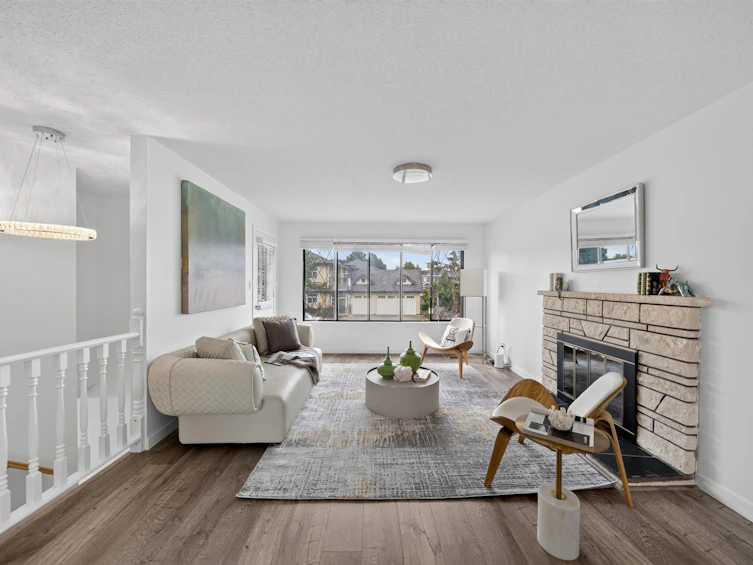 6439 Azure Road, Richmond, BC, V7C 2R8 - 6
