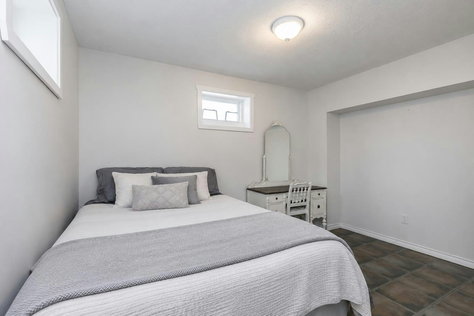 7958 Taulbut Street, Mission, BC, V2V 3W7 - 21