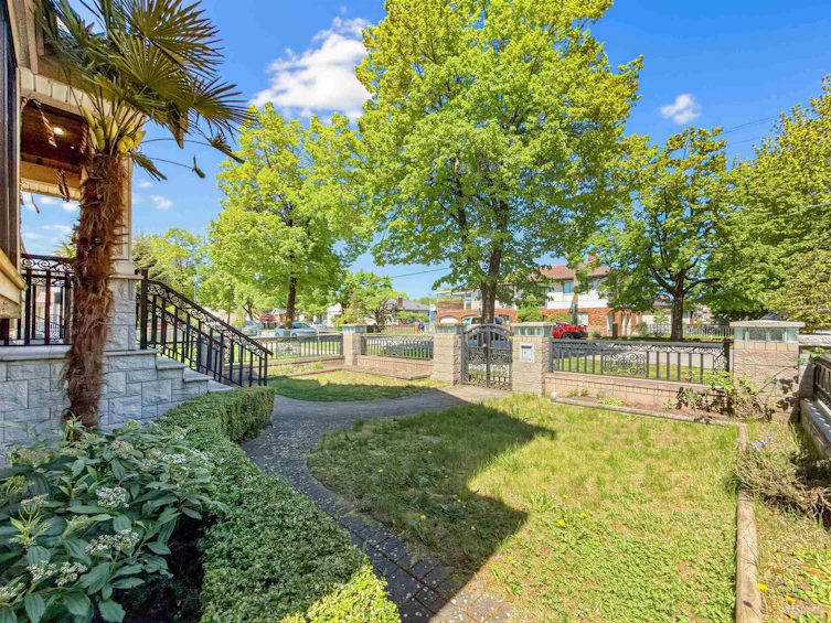 2456 E 45th Avenue, Vancouver, BC, V5R 3B5 - 33
