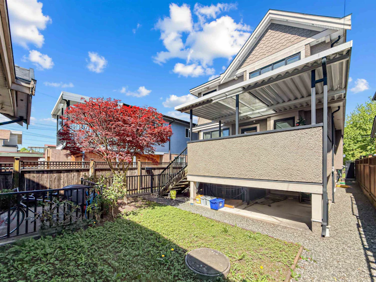 2456 E 45th Avenue, Vancouver, BC, V5R 3B5 - 35