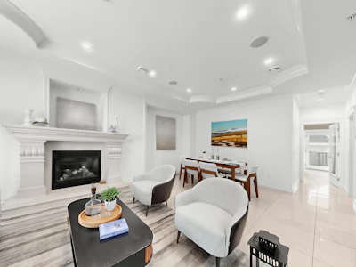 2456 E 45th Avenue - 2