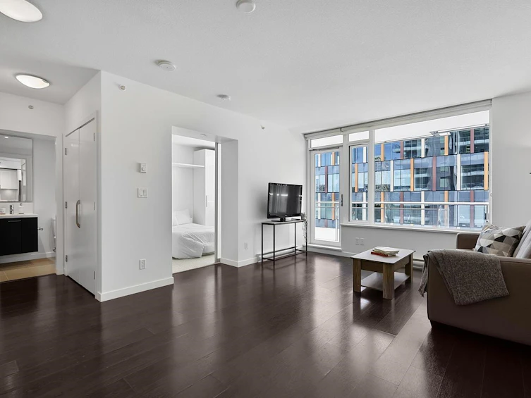 703-6333 Silver Avenue, Burnaby, BC, V5H 0C3