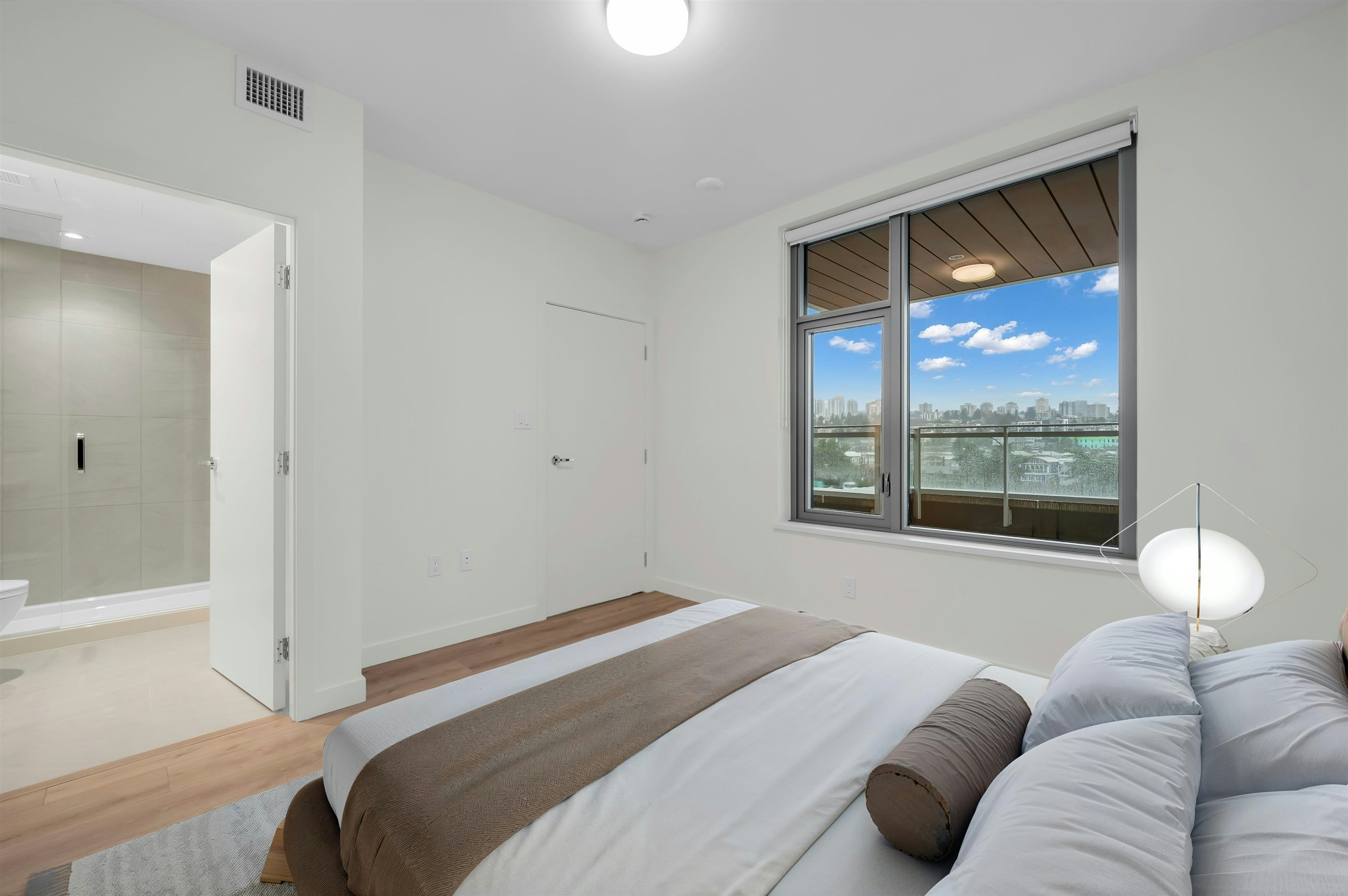 320-755 Harbourside Drive, North Vancouver, BC, V7P 0G1 - 5