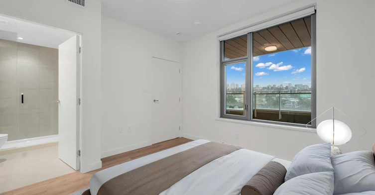 320-755 Harbourside Drive, North Vancouver, BC, V7P 0G1 - 5