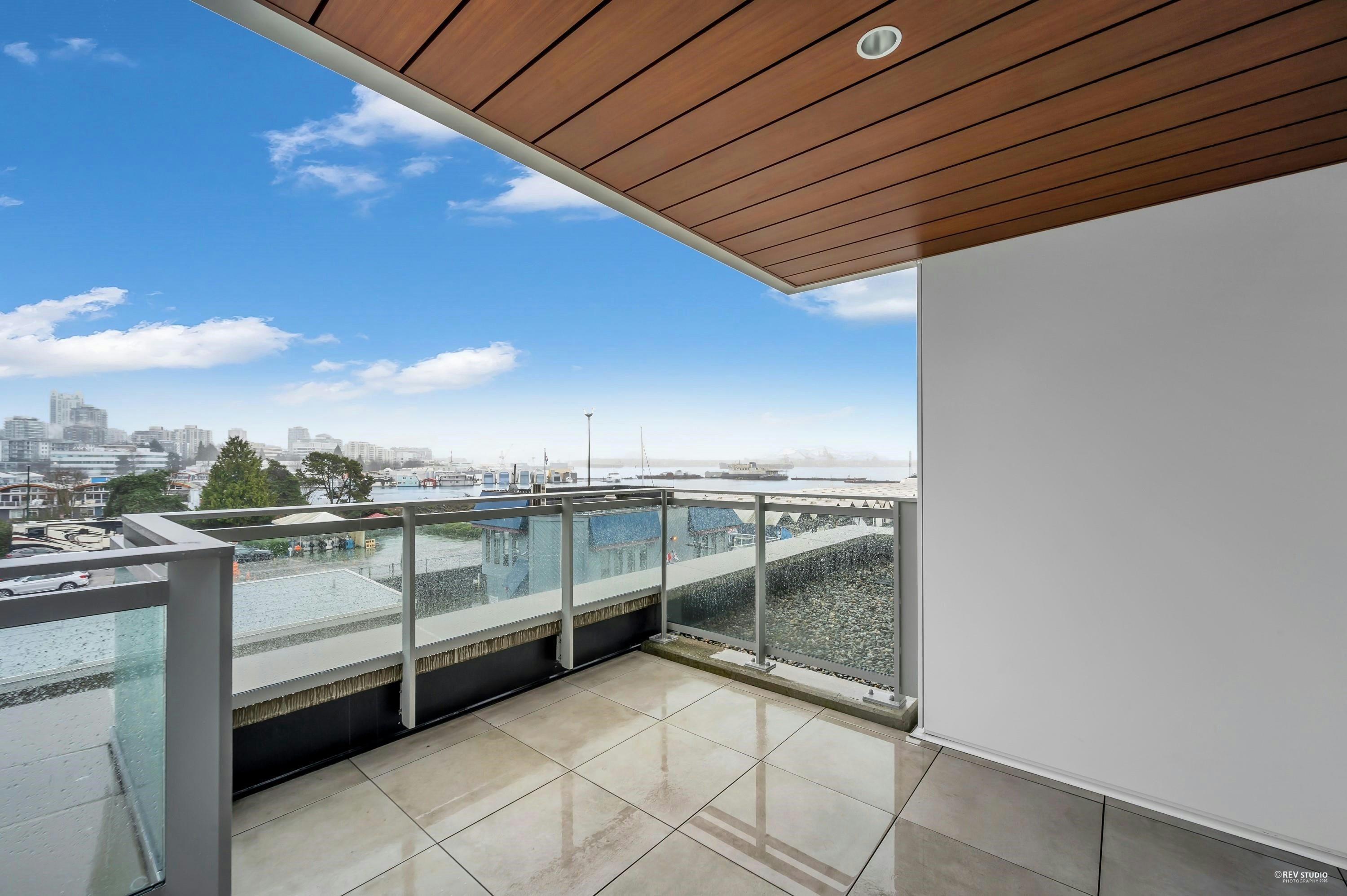 320-755 Harbourside Drive, North Vancouver, BC, V7P 0G1 - 12