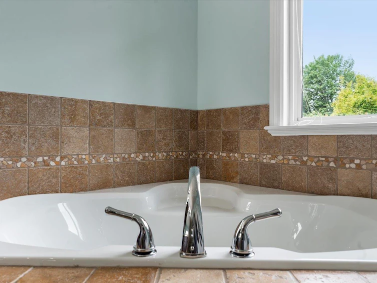 36322 Westminster Drive, Abbotsford, BC, V3G 3C7 - 23