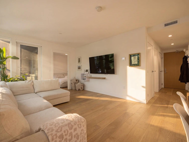 306-2485 Larch Street, Vancouver, BC, V6K 0A3 - 9