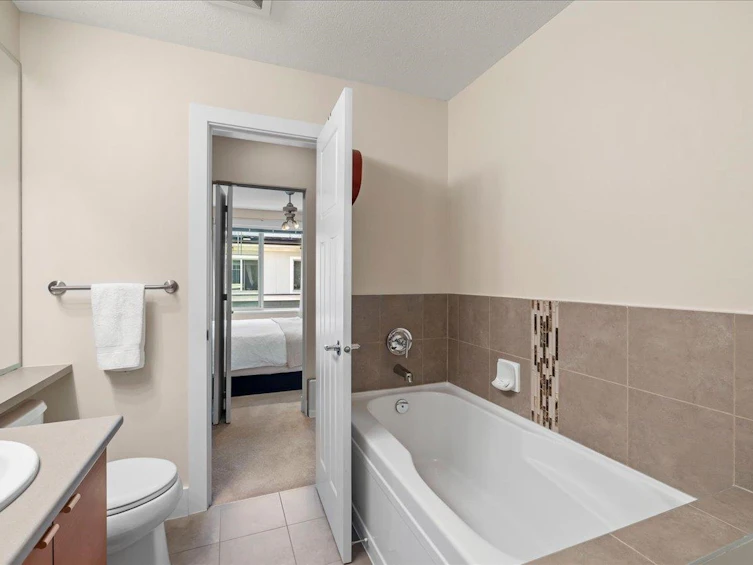 81-15833 26 Avenue, Surrey, BC, V3Z 2X5 - 20