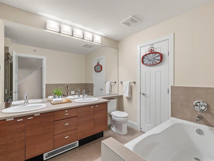 81-15833 26 Avenue, Surrey, BC, V3Z 2X5 - 18