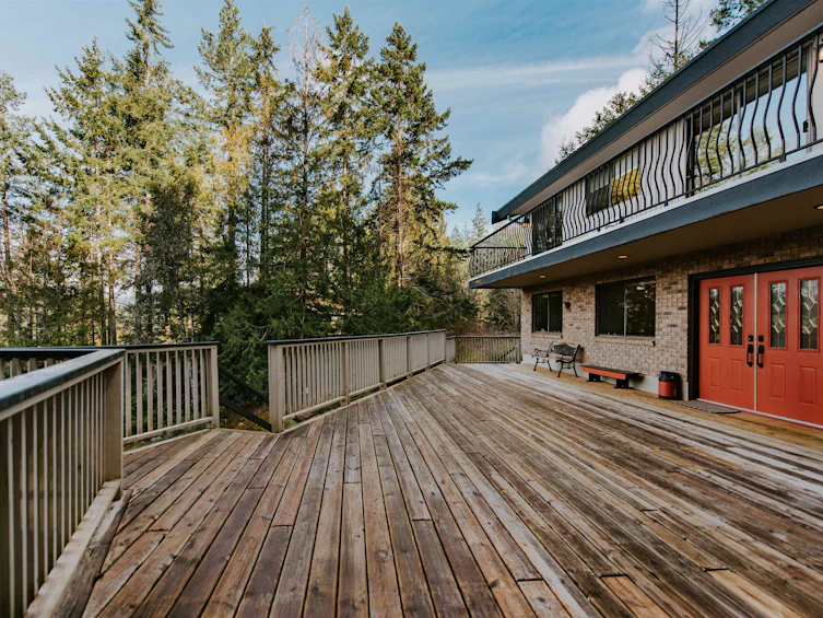 8846 Redrooffs Road, Halfmoon Bay, BC, V7Z 1B2 - 3