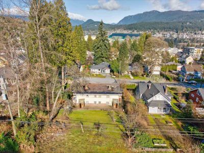 2217 St George Street - 5