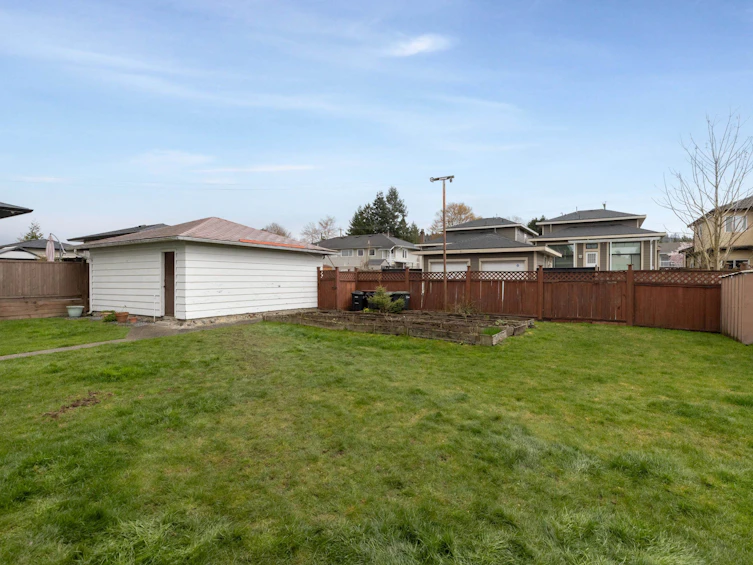 894 Invergarry Avenue, Burnaby, BC, V5B 4M8 - 11