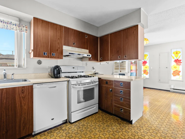 894 Invergarry Avenue, Burnaby, BC, V5B 4M8 - 28