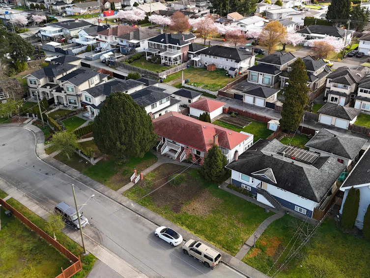 894 Invergarry Avenue, Burnaby, BC, V5B 4M8 - 5