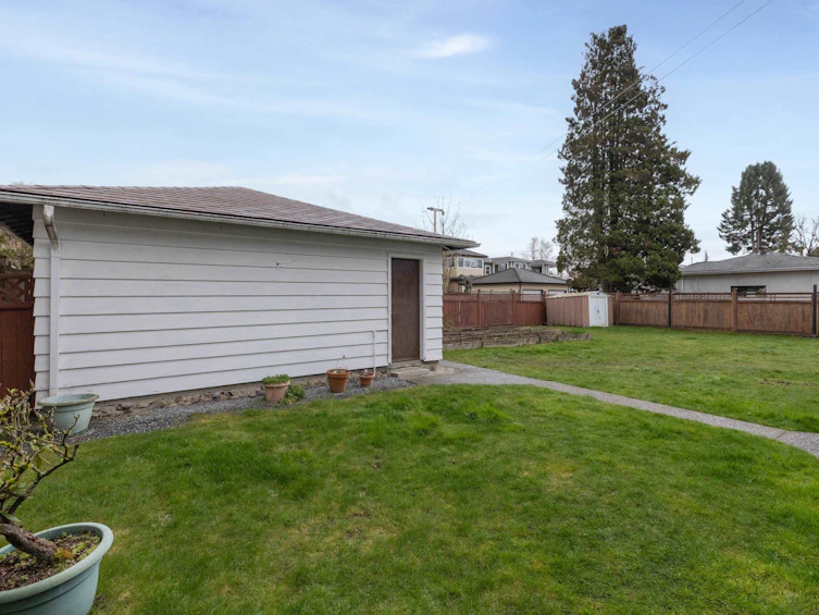 894 Invergarry Avenue, Burnaby, BC, V5B 4M8 - 15
