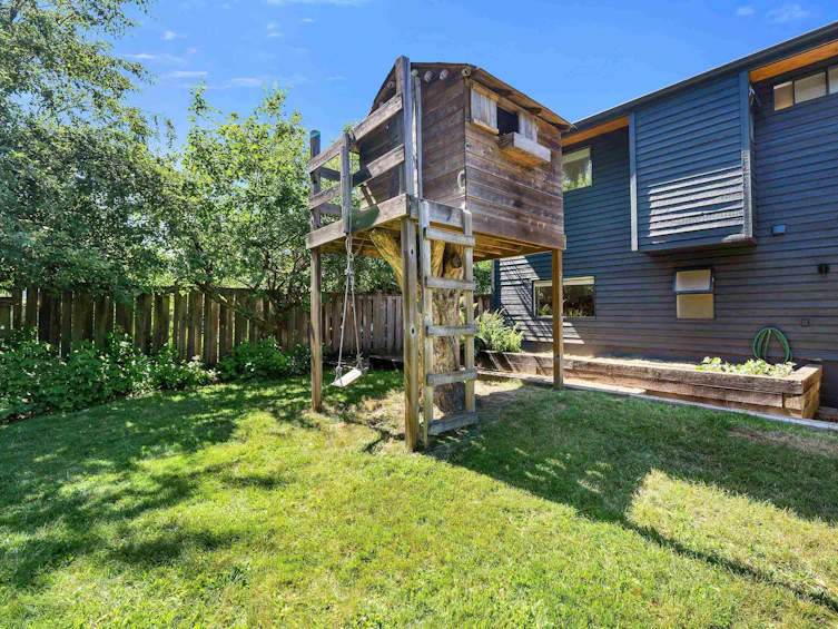 40011 Plateau Drive, Squamish, BC, V8B 0W3 - 27