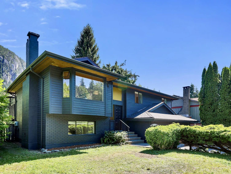 40011 Plateau Drive, Squamish, BC, V8B 0W3 - 35