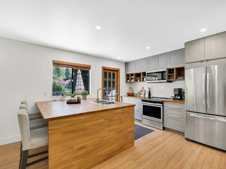 40011 Plateau Drive, Squamish, BC, V8B 0W3 - 6