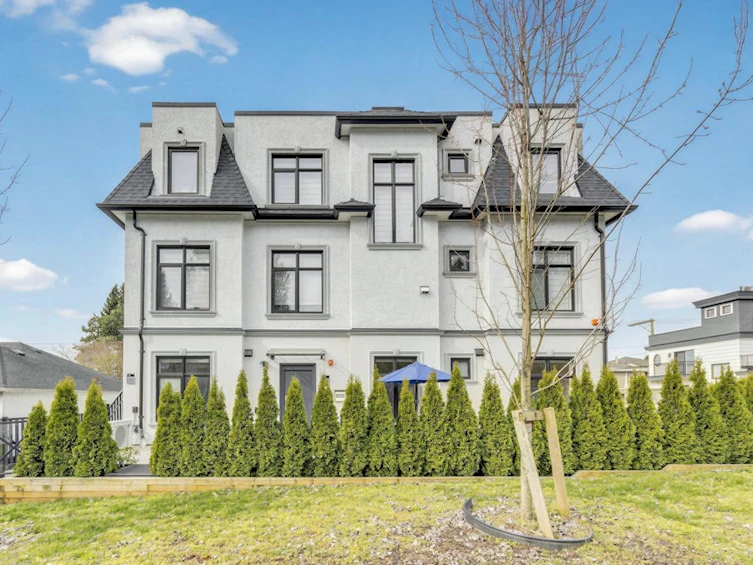 7709 Granville Street, Vancouver, BC, V6P 4Y9