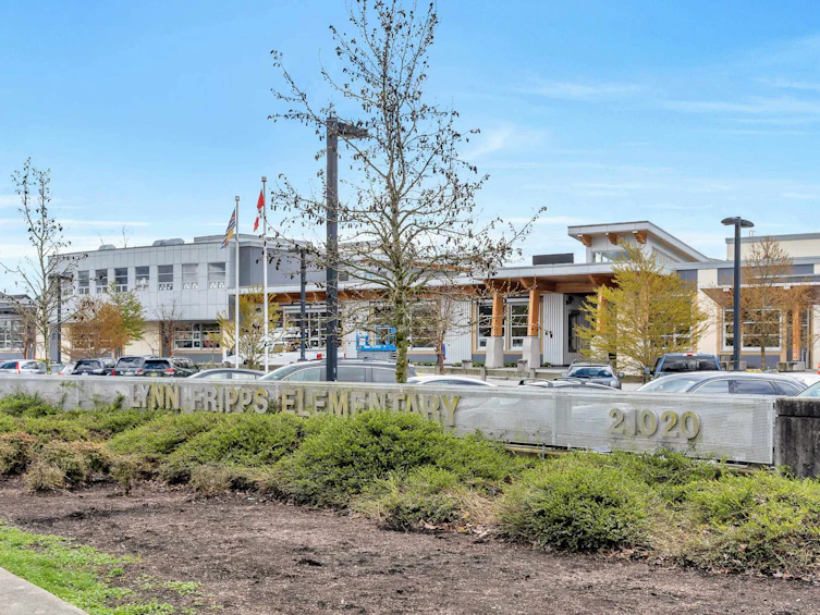 62-8250 209b Street, Langley, BC, V2Y 0J7 - 2