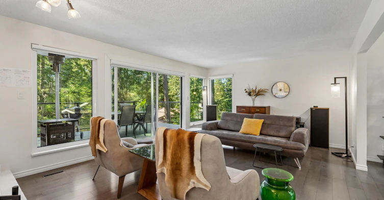 5620 Larson Place, West Vancouver, BC, V7W 1S4 - 3