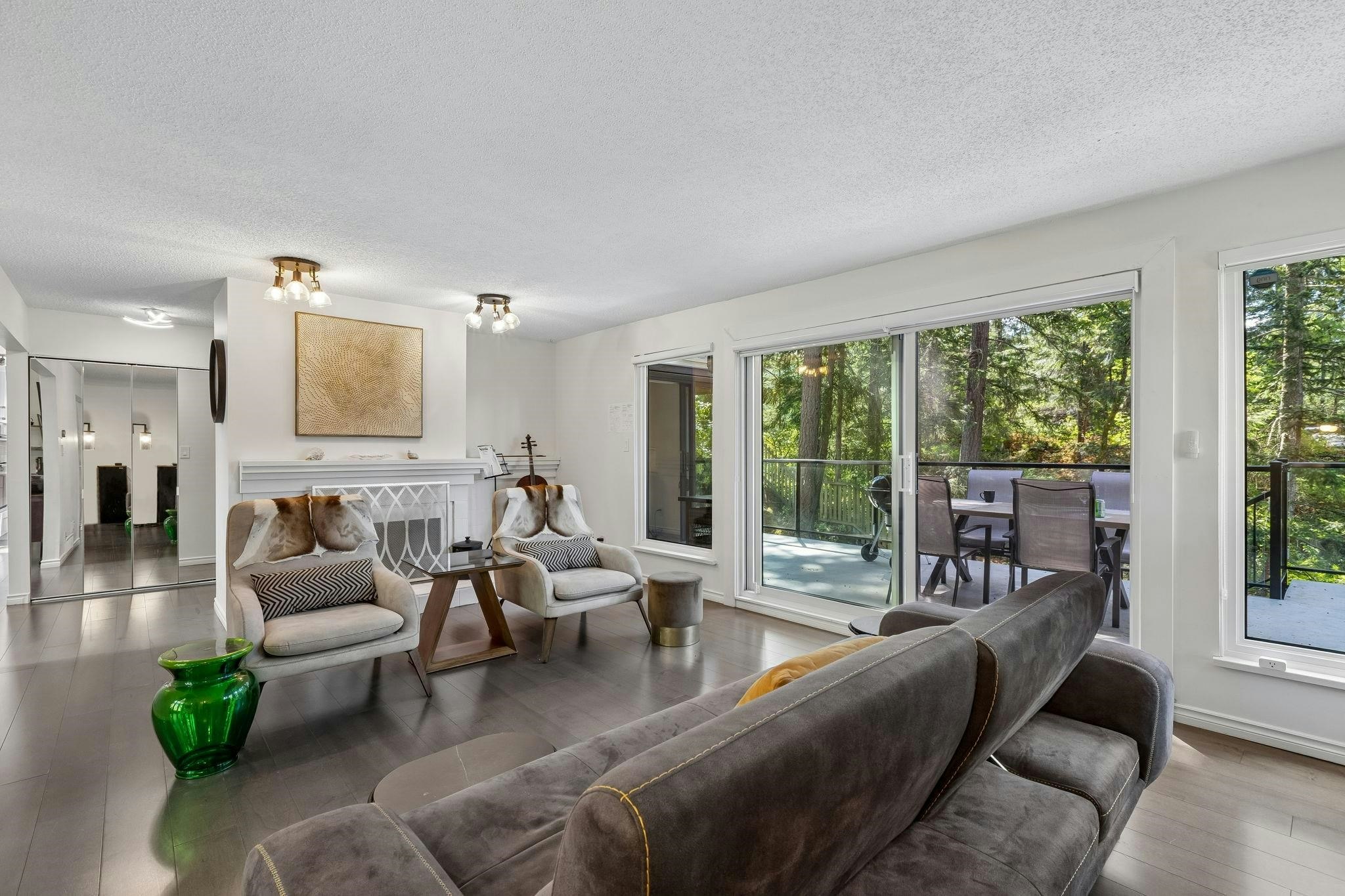 5620 Larson Place, West Vancouver, BC, V7W 1S4 - 2