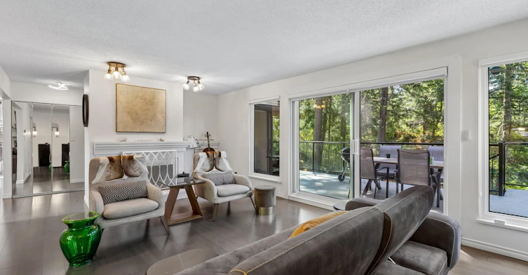 5620 Larson Place, West Vancouver, BC, V7W 1S4 - 2