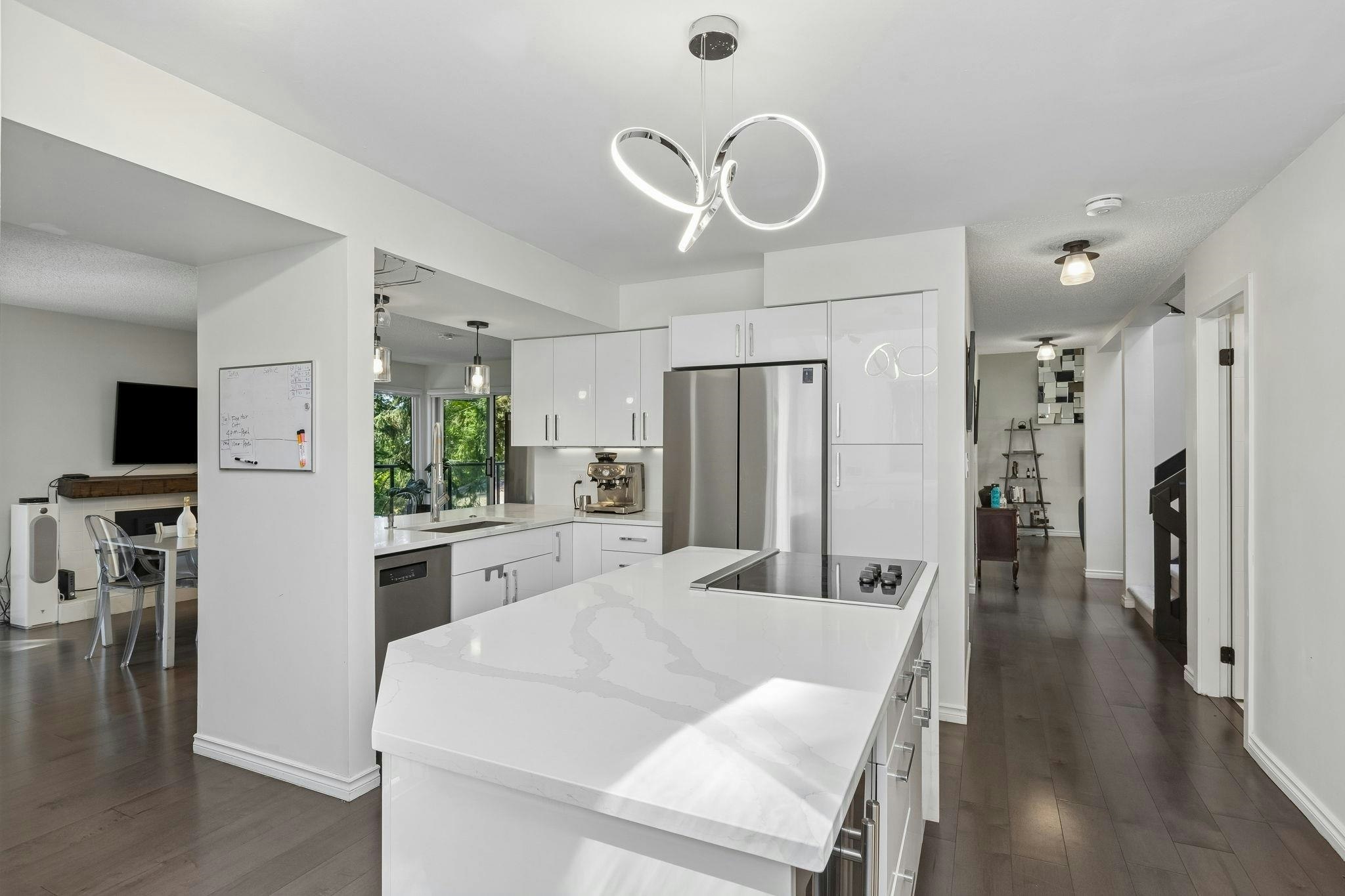 5620 Larson Place, West Vancouver, BC, V7W 1S4 - 12