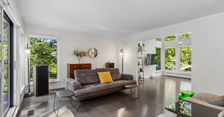 5620 Larson Place, West Vancouver, BC, V7W 1S4 - 4