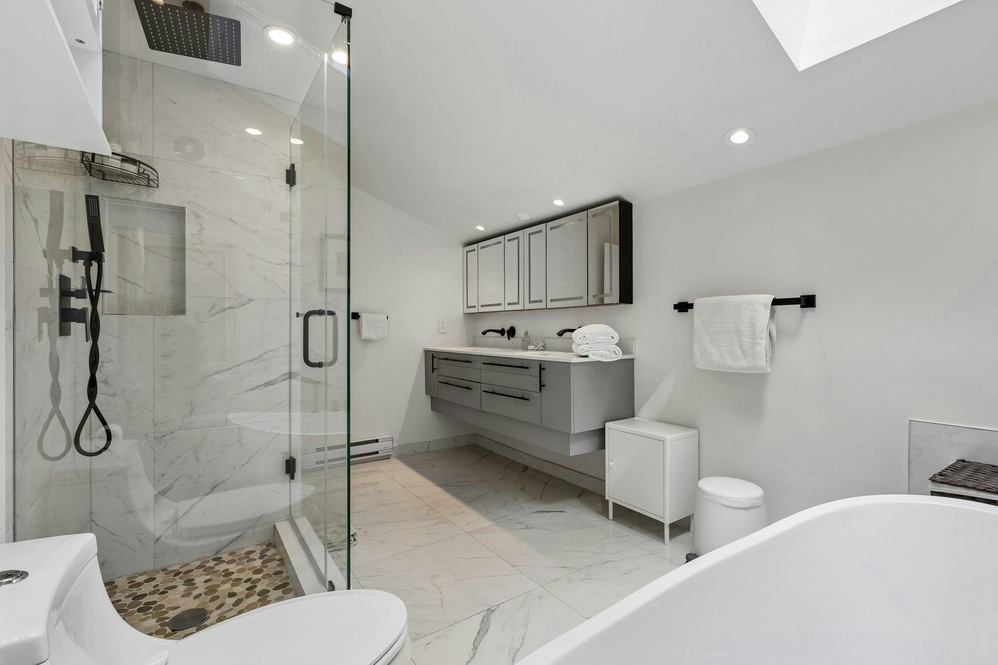 5620 Larson Place, West Vancouver, BC, V7W 1S4 - 19