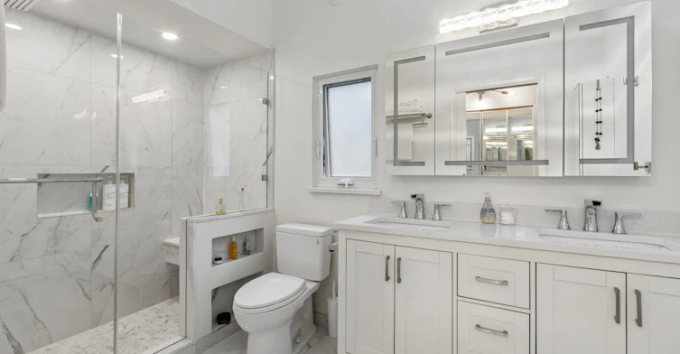 5620 Larson Place, West Vancouver, BC, V7W 1S4 - 27