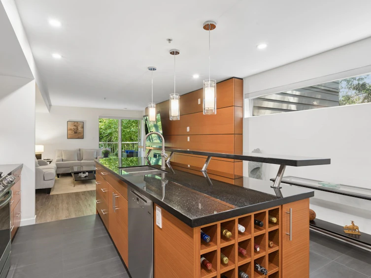 102-2832 Capilano Road, North Vancouver, BC, V7R 4H5 - 12